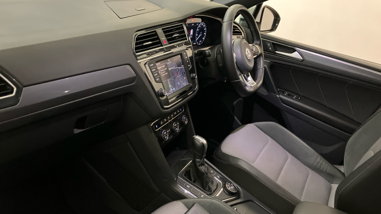 Volkswagen Tiguan 2.0 TDi 150 4Motion R-Line 5dr DSG Diesel Estate